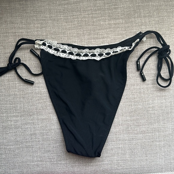 WITH JEAN Betsy Bikini Bottom Black / White - Picture 6 of 7